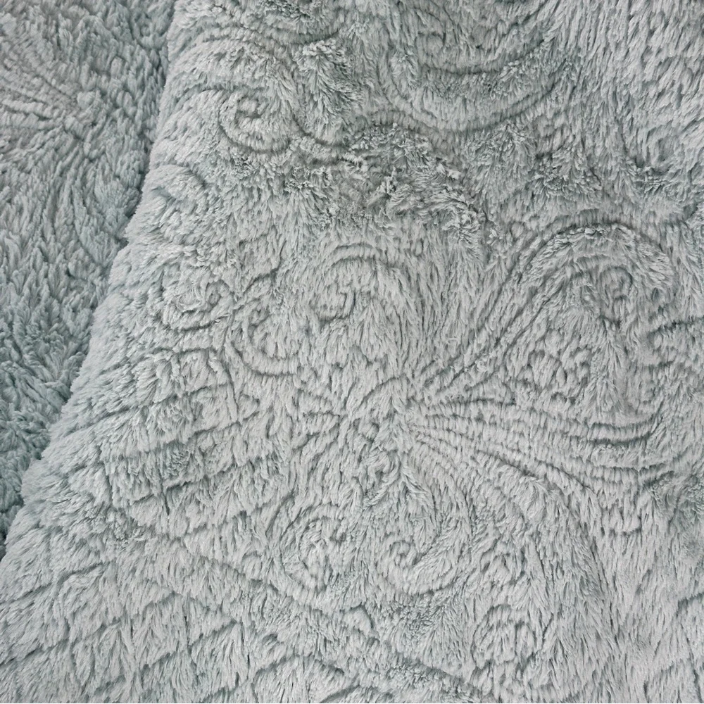 Soft Surroundings Chalet Quilt King Plush Reversible Blue 96x86